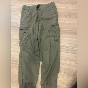 Cargo pants. Dark green. Size: medium
